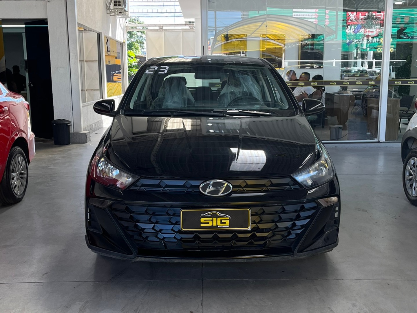 HYUNDAI HB20 1.0 12V FLEX COMFORT MANUAL 2023 Preto - Miniatura 2 - SIG Multimarcas