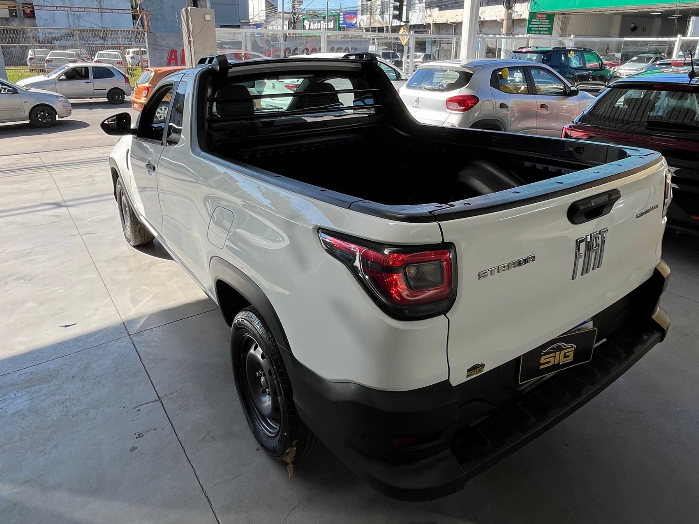 FIAT STRADA 1.4 FIRE FLEX ENDURANCE CS MANUAL 2023 Branco seminovo à venda em Duque de Caxias - Miniatura Vista 7 - SIG Multimarcas