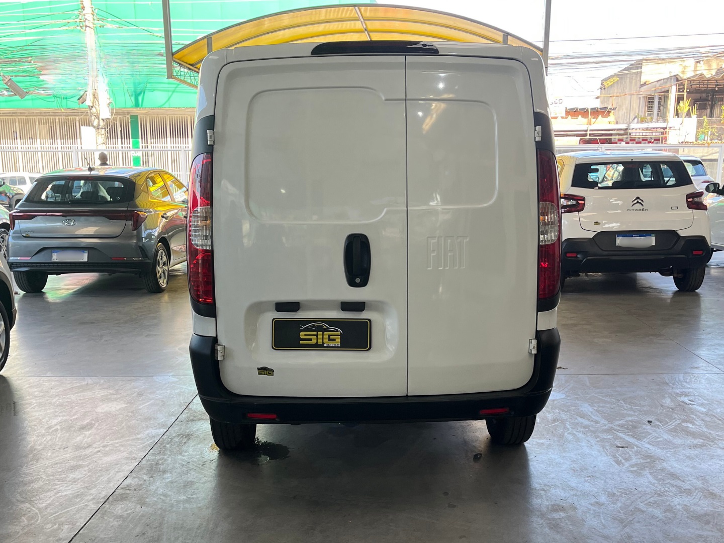 FIAT FIORINO 1.4 MPI FURGÃO ENDURANCE 8V FLEX 2P MANUAL 2023 Branco - Miniatura 5 - SIG Multimarcas