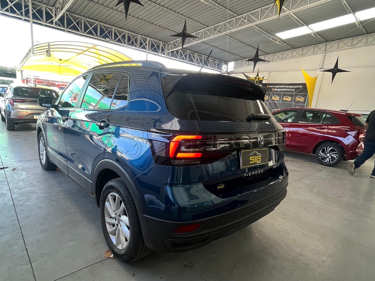 VOLKSWAGEN T-CROSS 1.0 200 TSI TOTAL FLEX AUTOMÁTICO 2023 Azul - Miniatura 5 - SIG Multimarcas