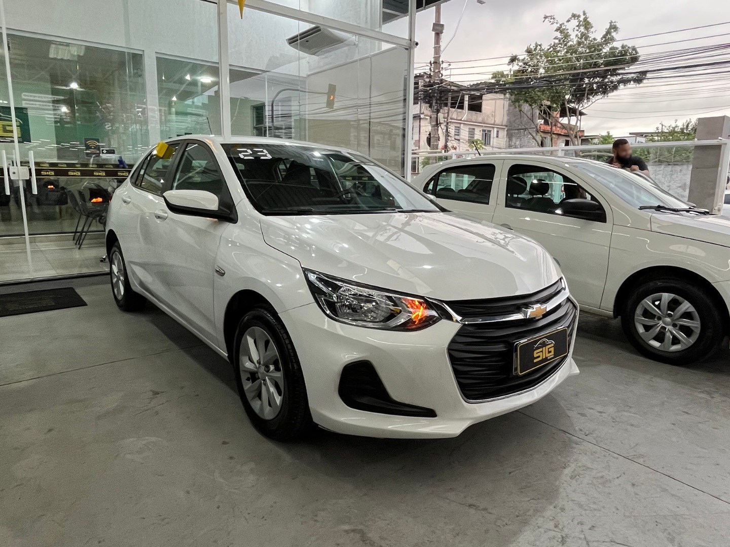 CHEVROLET ONIX 1.0 FLEX LT MANUAL 2023 - Miniatura 3