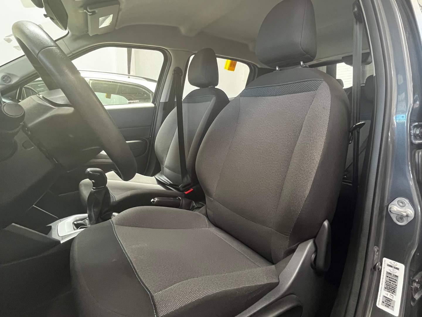 CITROEN C3 1.0 FIREFLY FLEX FEEL MANUAL 2023 - Miniatura 6