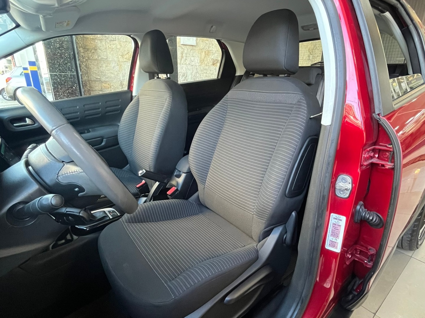 CITROEN C4 CACTUS 1.6 VTI 120 FLEX FEEL PACK EAT6 2023 - Miniatura 6