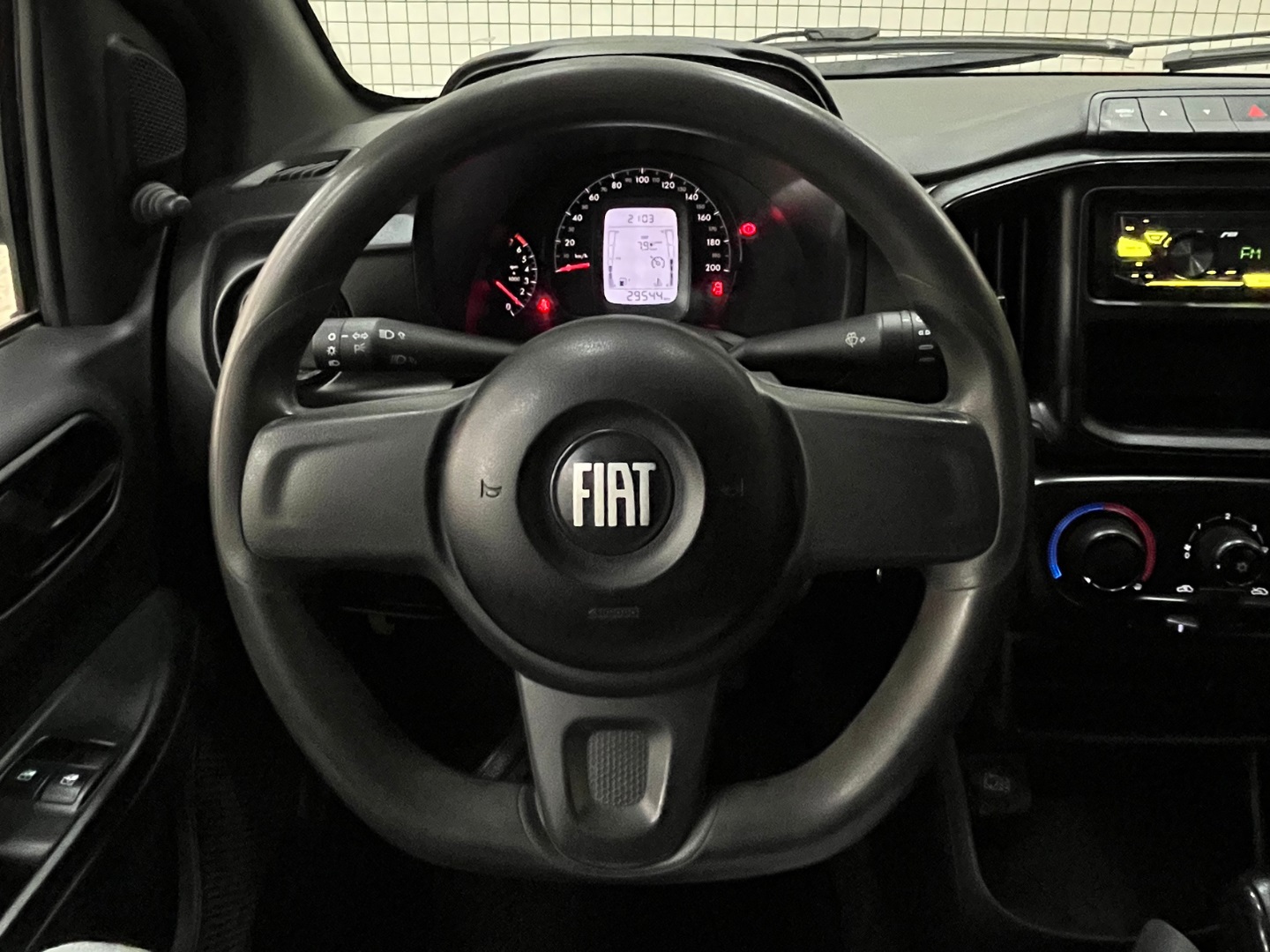 FIAT FIORINO 1.4 MPI FURGÃO ENDURANCE 8V FLEX 2P MANUAL 2023 Branco - Miniatura 7 - SIG Multimarcas