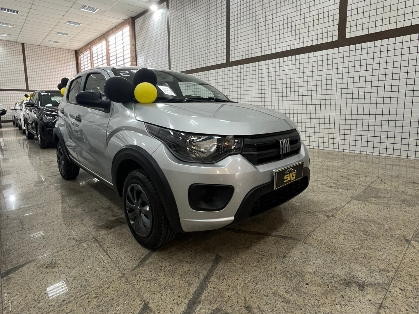 FIAT MOBI 1.0 EVO FLEX LIKE. MANUAL 2023 Prata - Miniatura 4 - SIG Multimarcas