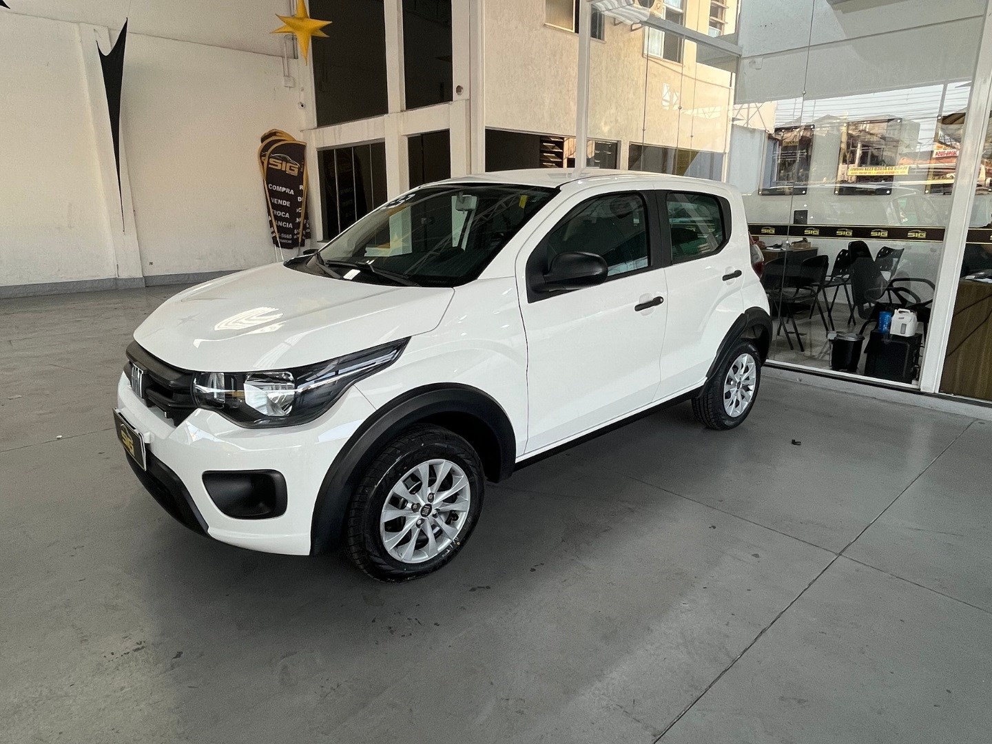 FIAT MOBI 1.0 EVO FLEX LIKE. MANUAL 2023 Branco - Miniatura 3 - SIG Multimarcas