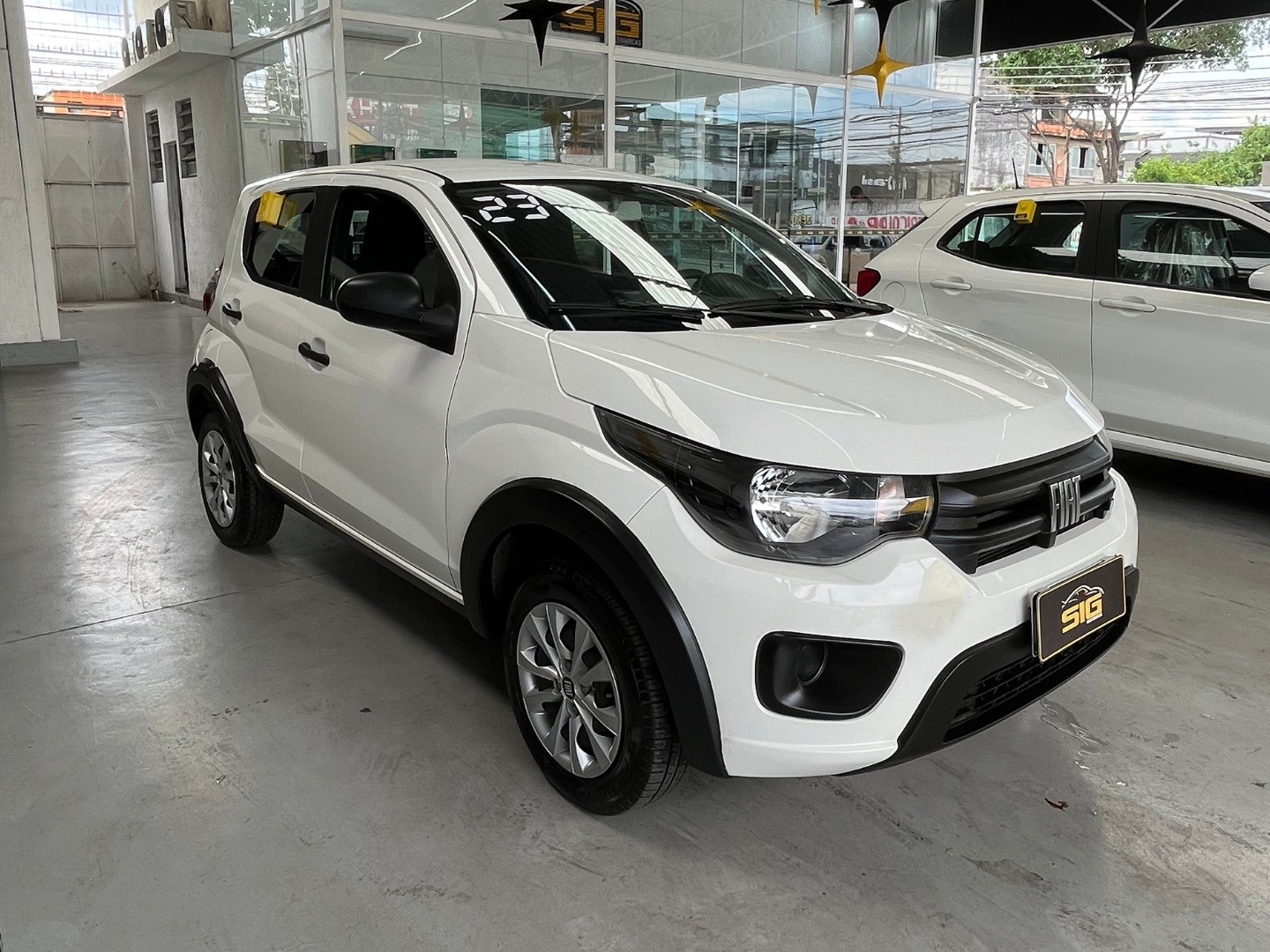 FIAT MOBI 1.0 EVO FLEX LIKE. MANUAL 2023 Branco - Miniatura 4 - SIG Multimarcas