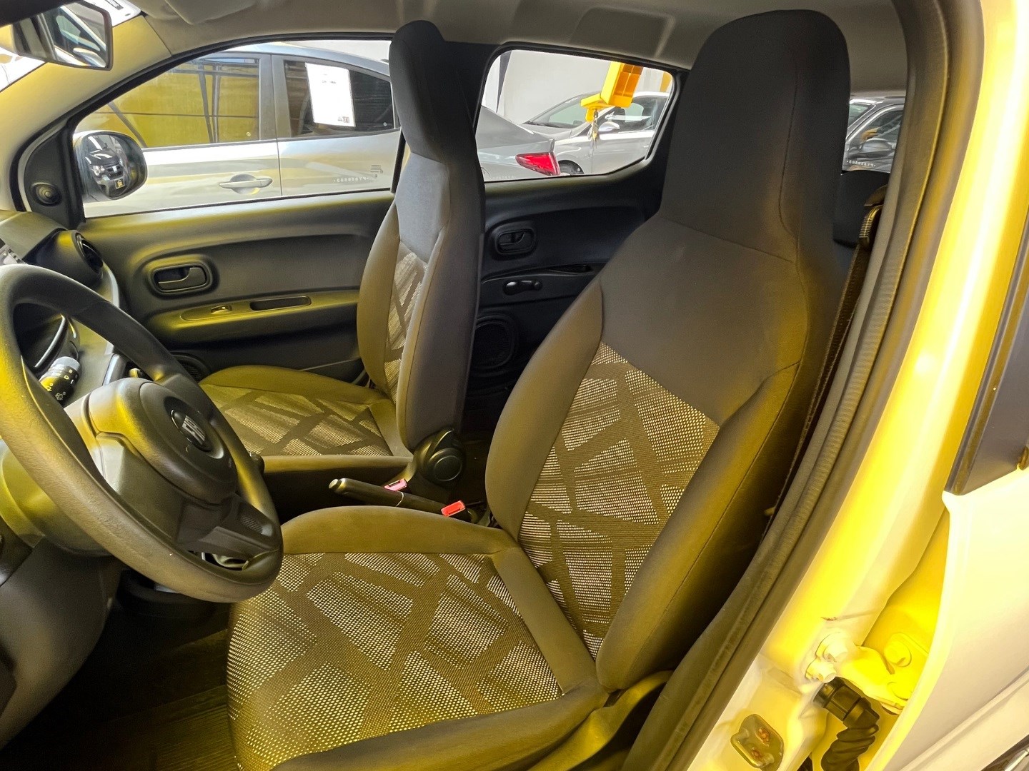 FIAT MOBI 1.0 EVO FLEX LIKE. MANUAL 2023 Branco - Miniatura 6 - SIG Multimarcas