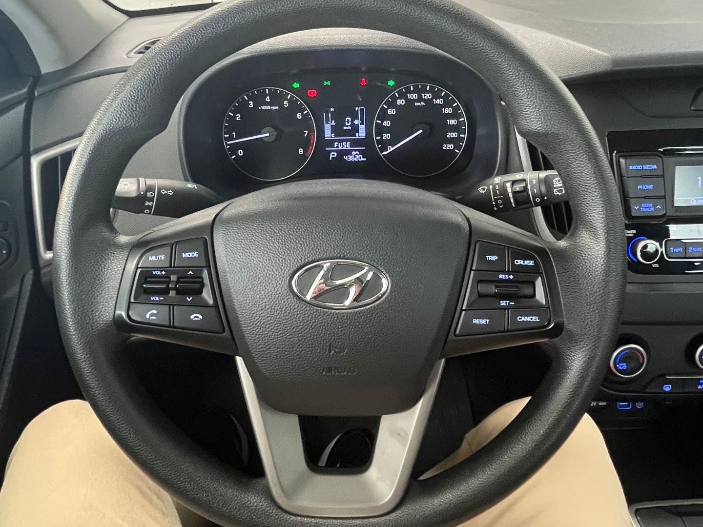 HYUNDAI CRETA 1.6 16V FLEX ACTION AUTOMÁTICO 2022 Cinza - Miniatura 8 - SIG Multimarcas