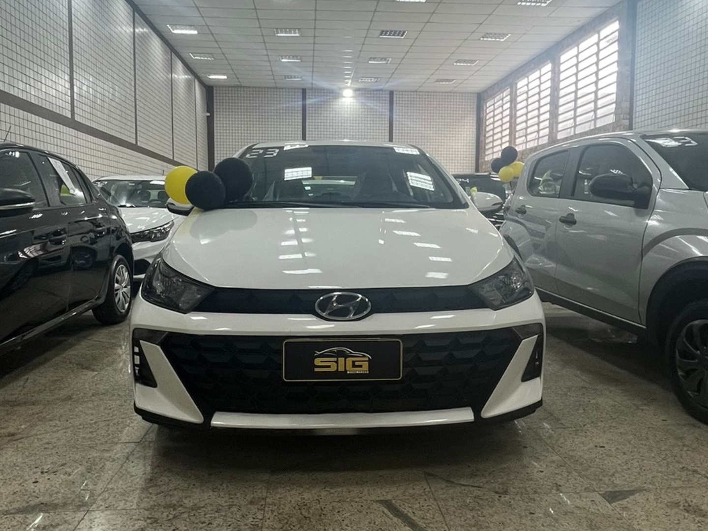 HYUNDAI HB20 1.0 12V FLEX COMFORT MANUAL 2023 Branco - Miniatura 2 - SIG Multimarcas