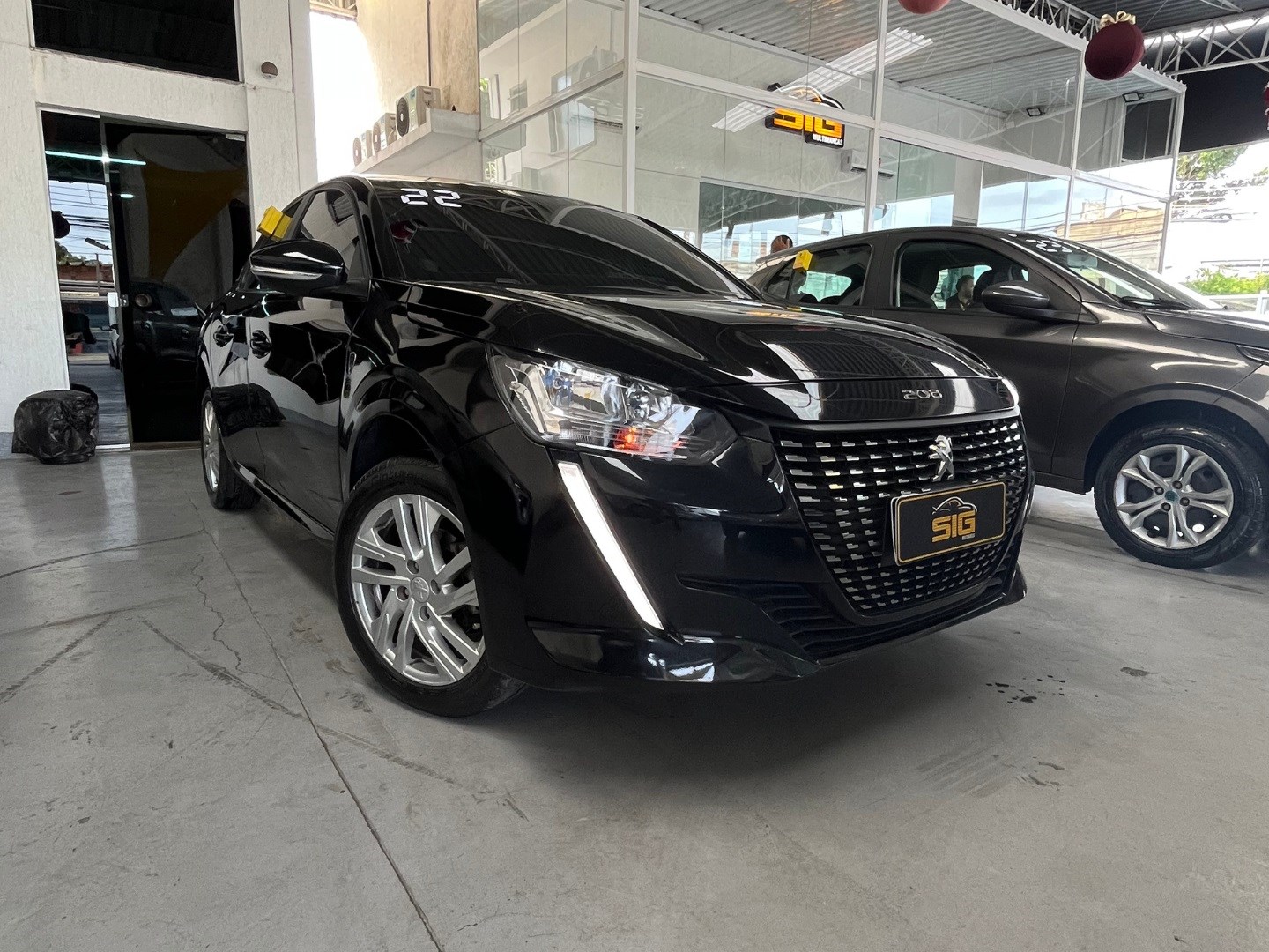 PEUGEOT 208 1.6 16V FLEX ACTIVE AT6 2023 - Imagem 1 - SIG Multimarcas