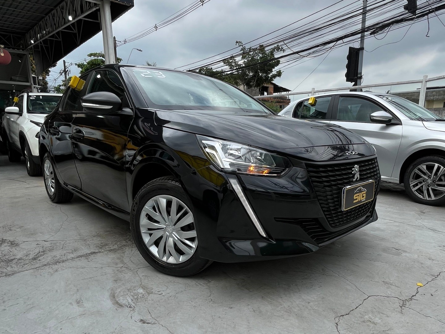 PEUGEOT 208 1.0 FIREFLY FLEX LIKE MANUAL 2023 - Imagem 1 - SIG Multimarcas