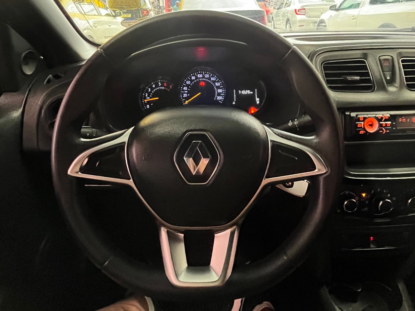 RENAULT LOGAN 1.0 12V SCE FLEX LIFE MANUAL 2021 - Miniatura 8