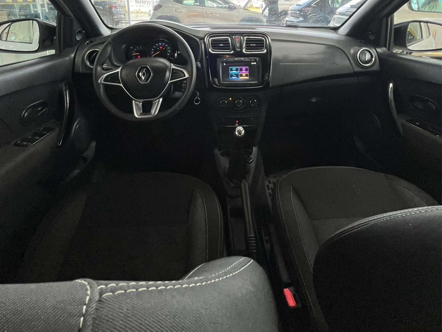 RENAULT LOGAN 1.0 12V SCE FLEX ZEN MANUAL 2023 - Miniatura 7