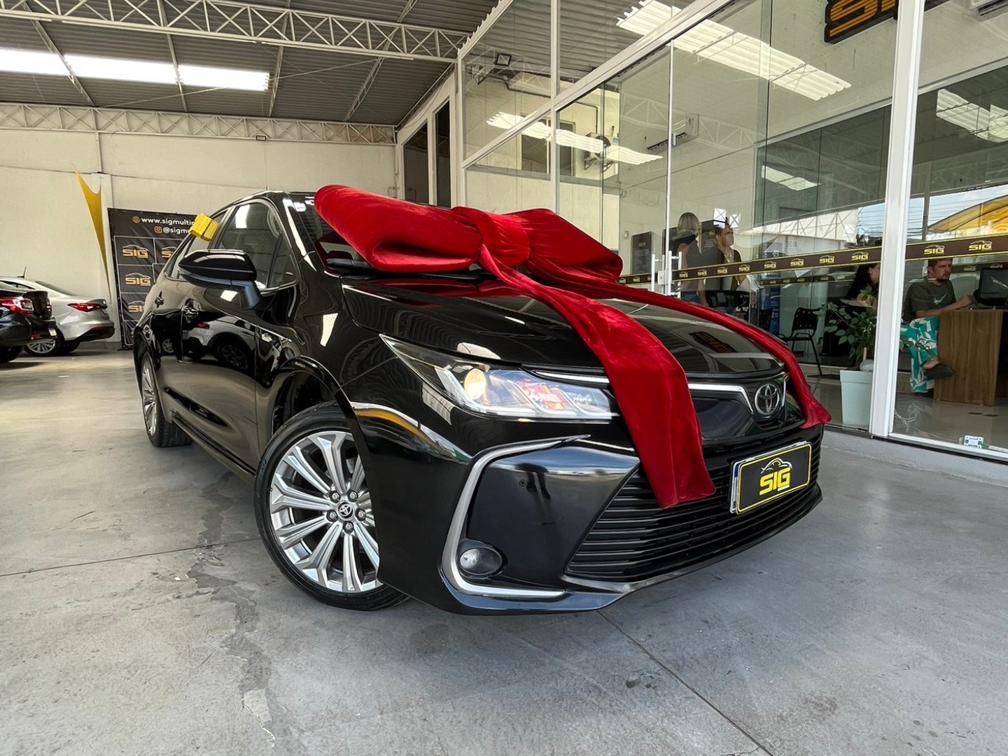 TOYOTA COROLLA 2.0 VVT-IE FLEX XEI DIRECT SHIFT 2023 - Imagem 1 - SIG Multimarcas