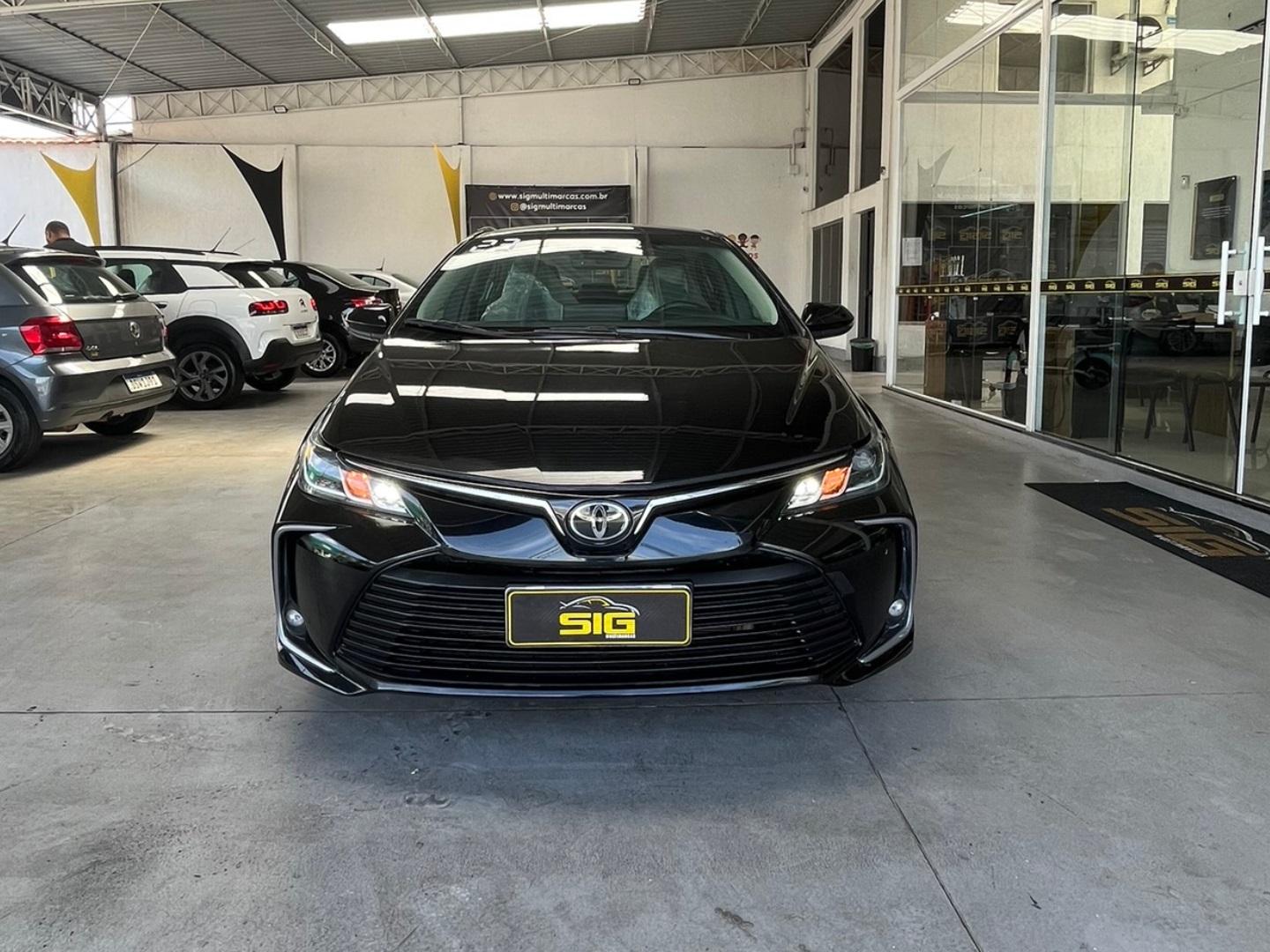 TOYOTA COROLLA 2.0 VVT-IE FLEX XEI DIRECT SHIFT 2023 - Miniatura 2