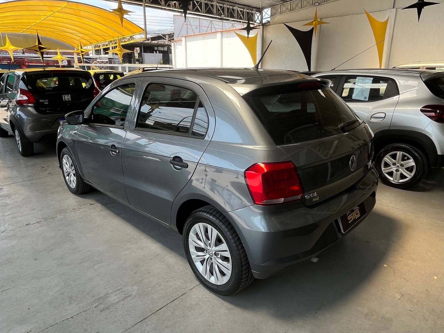 VOLKSWAGEN GOL 1.0 12V MPI TOTALFLEX 4P MANUAL 2023 - Miniatura 5