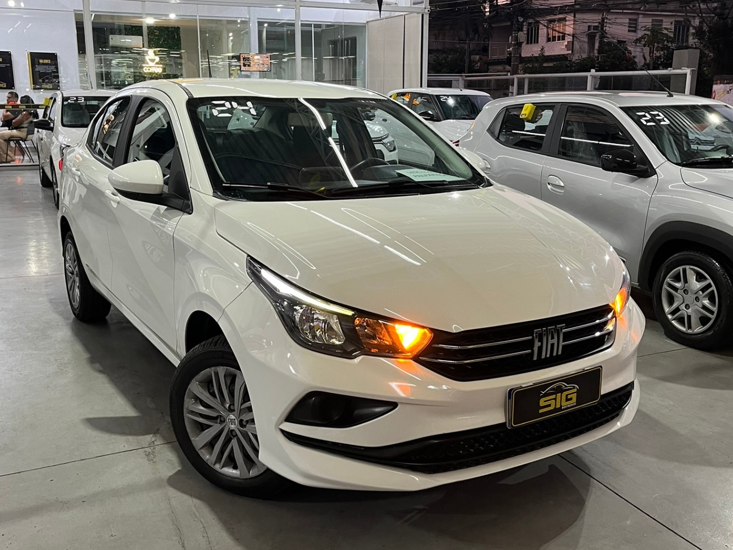 FIAT CRONOS 1.3 FIREFLY FLEX DRIVE MANUAL 2024 - Imagem 1 - SIG Multimarcas