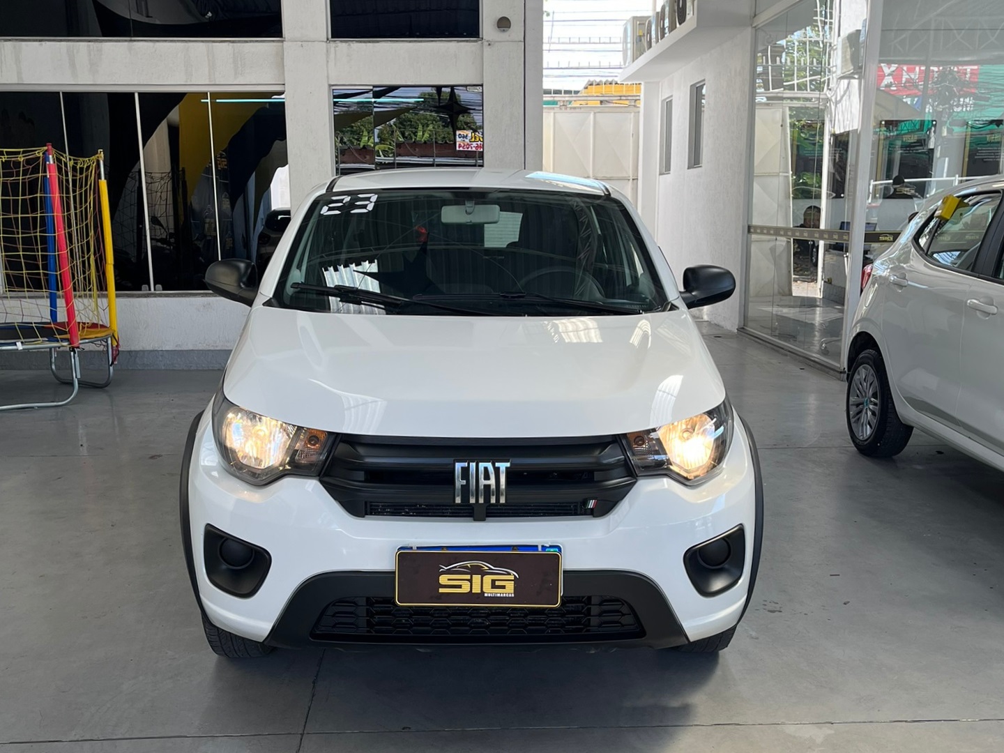FIAT MOBI 1.0 EVO FLEX LIKE. MANUAL 2023 Branco - Miniatura 2 - SIG Multimarcas