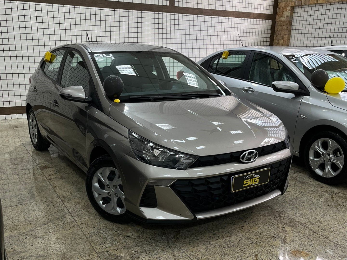 HYUNDAI HB20 1.0 12V FLEX COMFORT PLUS MANUAL 2024 na cor Prata com 49.235 km - Imagem 1 - SIG Multimarcas