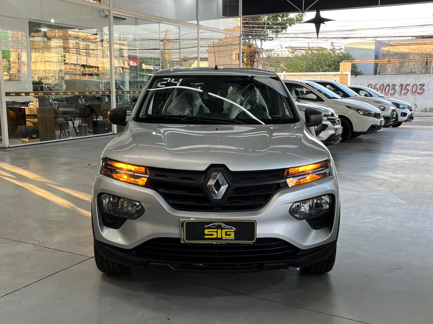 RENAULT KWID 1.0 12V SCE FLEX ZEN MANUAL 2024 - Miniatura 2