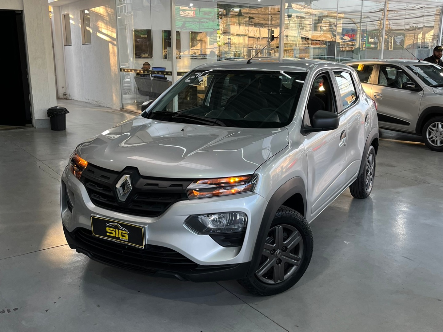RENAULT KWID 1.0 12V SCE FLEX ZEN MANUAL 2024 - Imagem 1 - SIG Multimarcas
