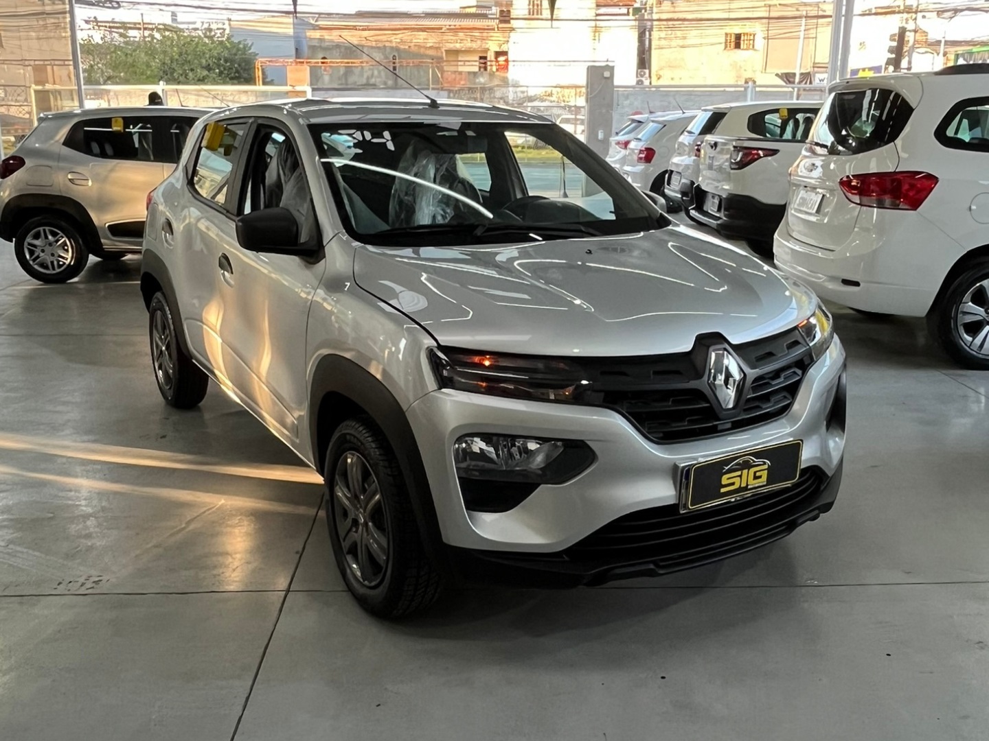 RENAULT KWID 1.0 12V SCE FLEX ZEN MANUAL 2024 - Miniatura 4