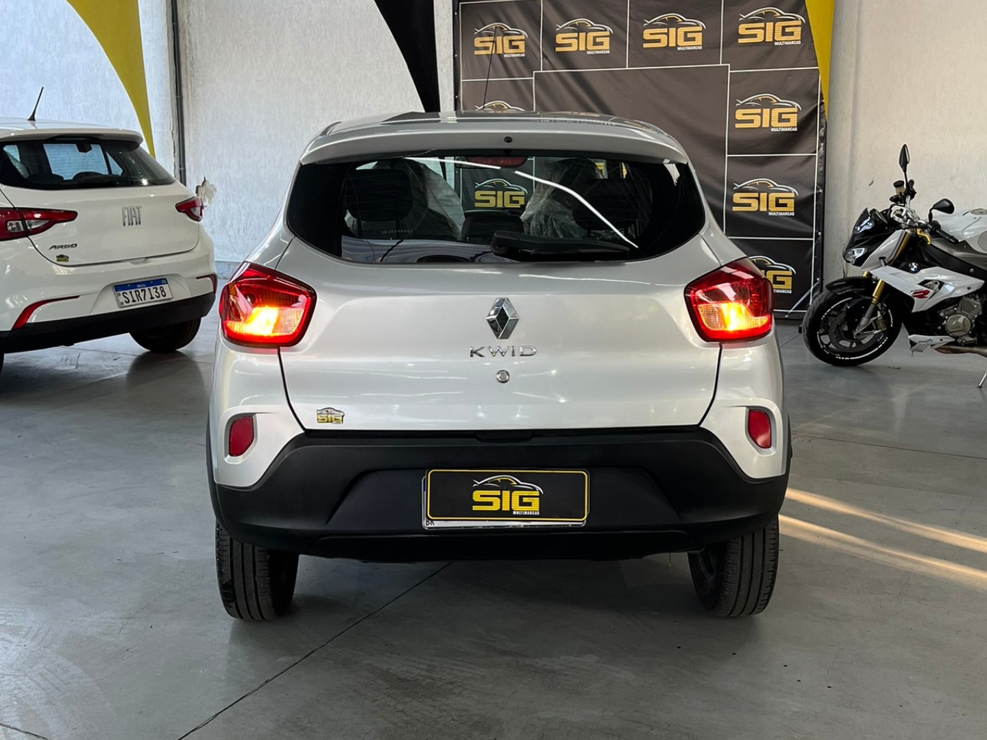 RENAULT KWID 1.0 12V SCE FLEX ZEN MANUAL 2024 - Miniatura 5