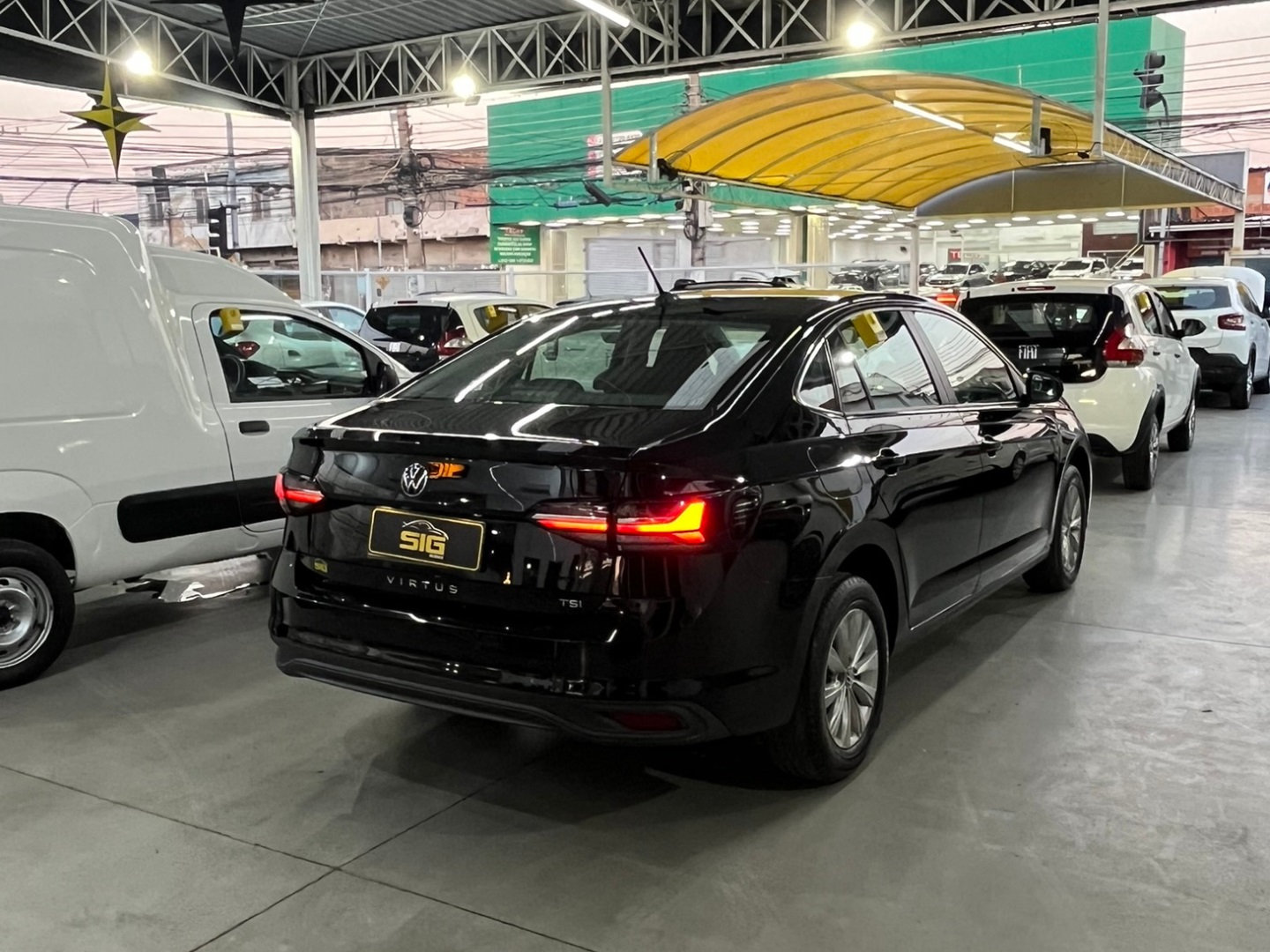 VOLKSWAGEN VIRTUS 1.0 TSI FLEX 12V AUT 2024 - Miniatura 8