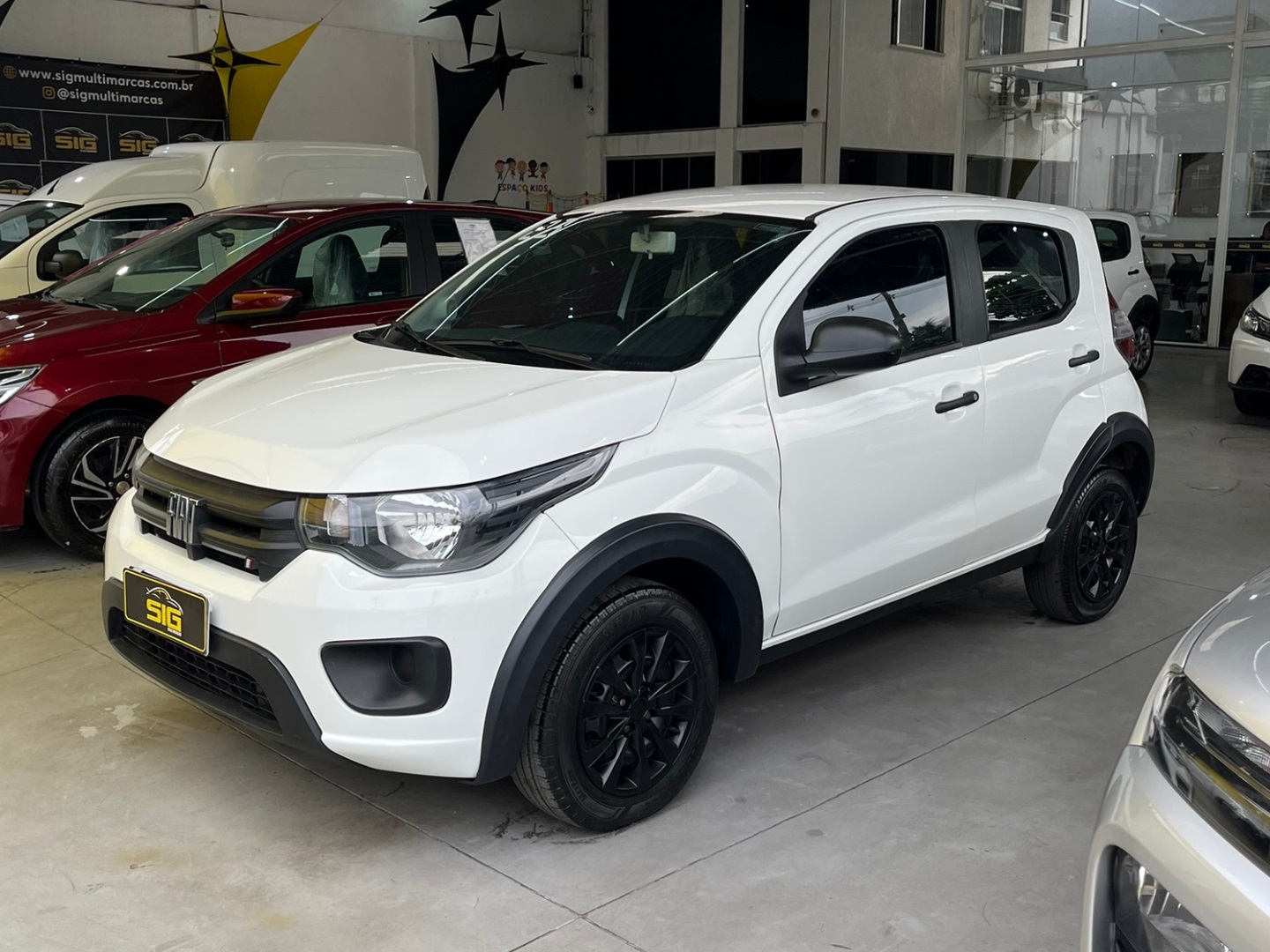 FIAT MOBI 1.0 EVO FLEX LIKE. MANUAL 2023 Branco - Miniatura 3 - SIG Multimarcas