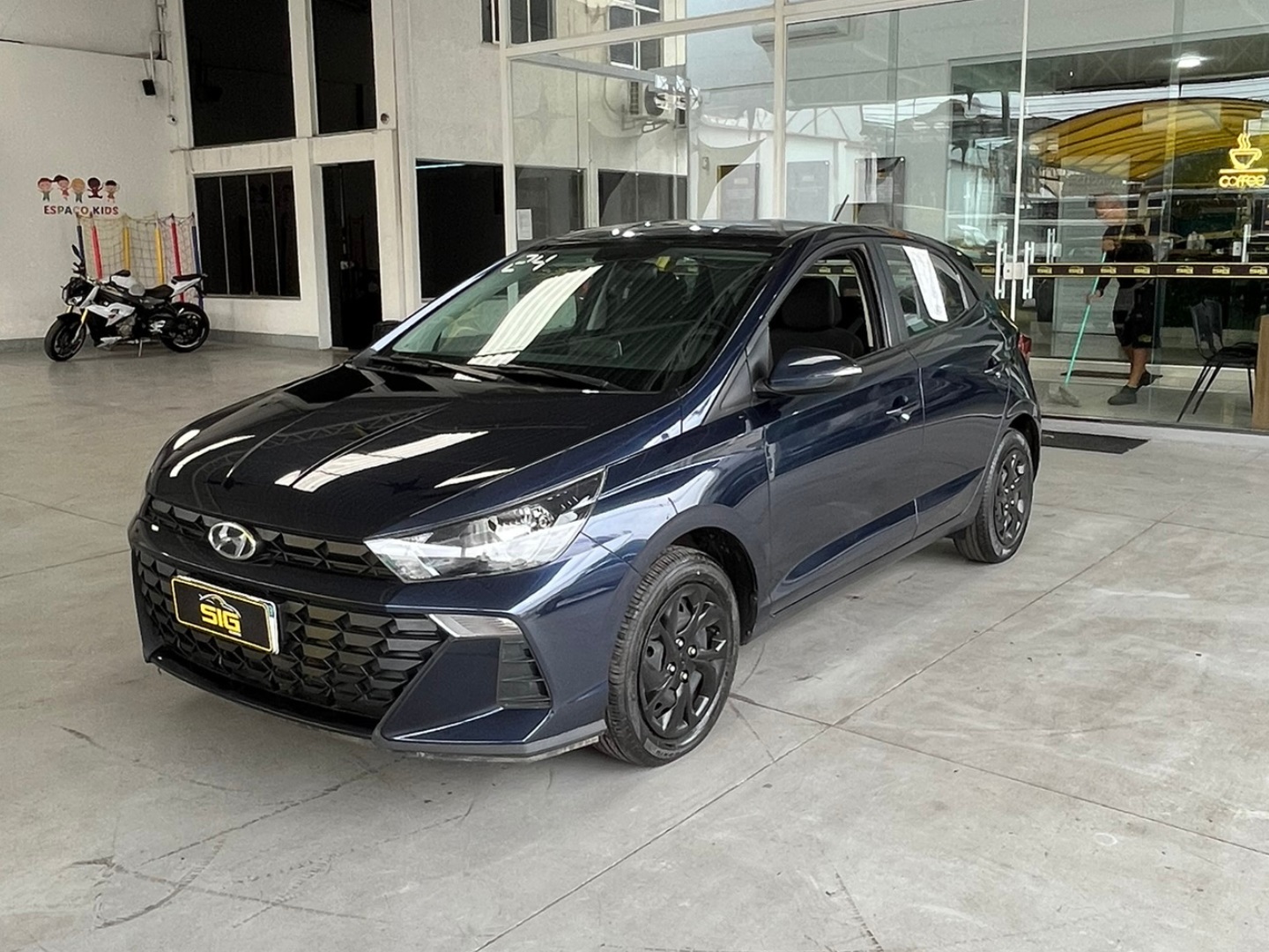 HYUNDAI HB20 1.0 12V FLEX COMFORT PLUS MANUAL 2024 Azul - Miniatura 3 - SIG Multimarcas