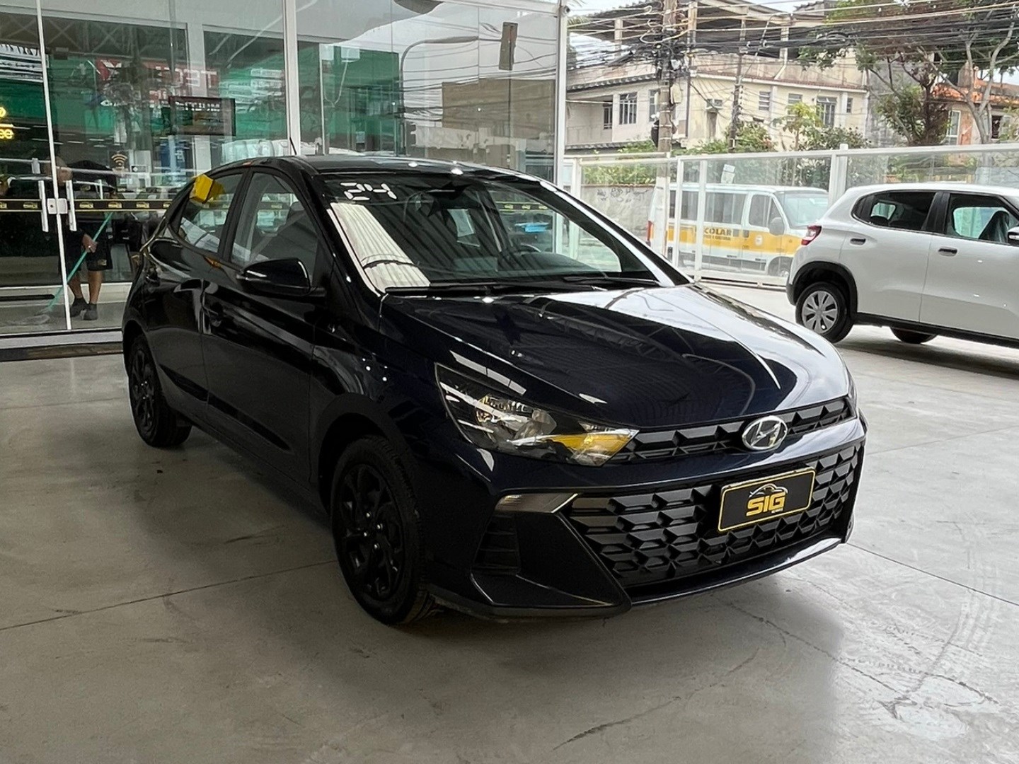 HYUNDAI HB20 1.0 12V FLEX COMFORT PLUS MANUAL 2024 Azul - Miniatura 4 - SIG Multimarcas