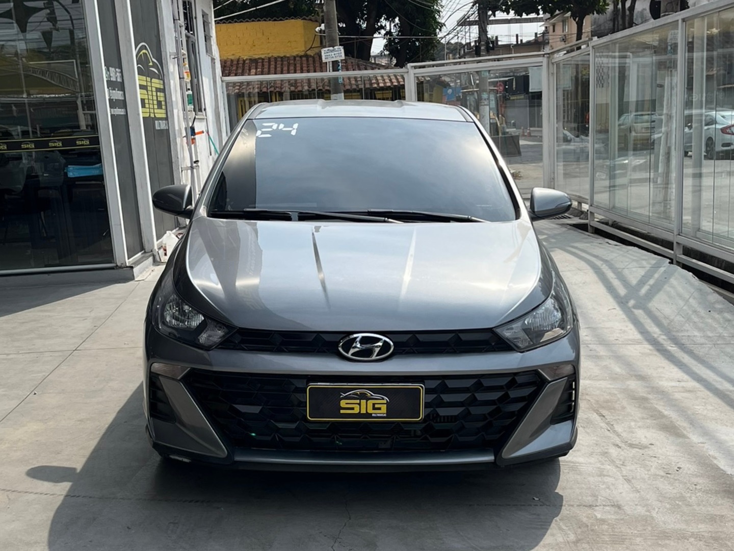 HYUNDAI HB20S 1.0 TGDI FLEX COMFORT PLUS AUTOMÁTICO 2024 Cinza - Miniatura 2 - SIG Multimarcas