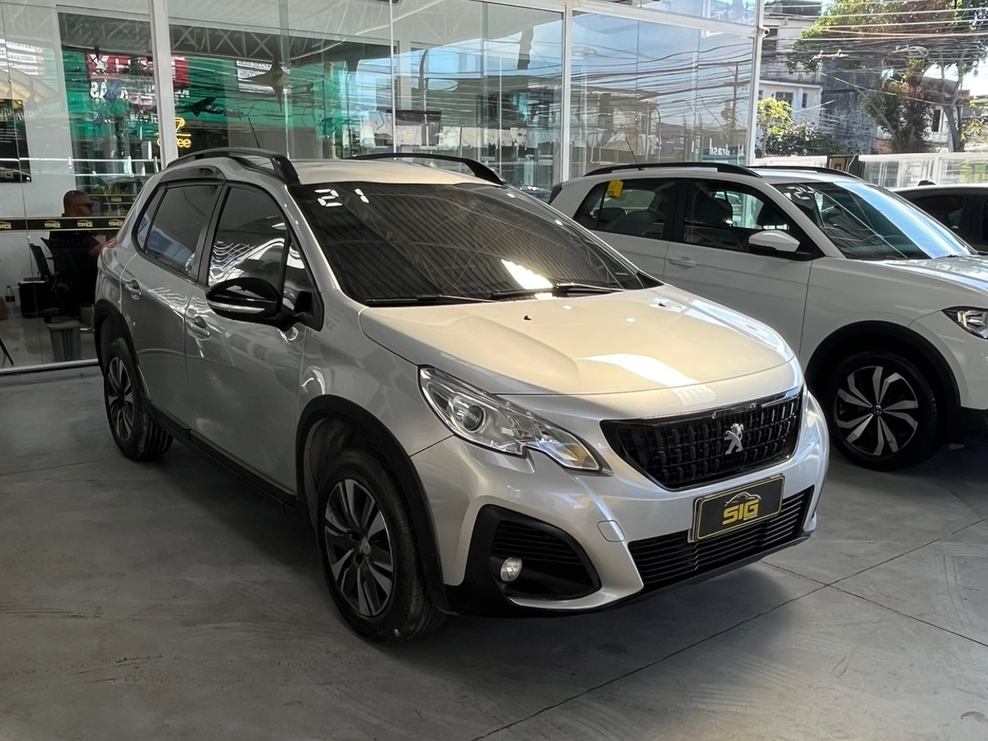 PEUGEOT 2008 1.6 16V FLEX ALLURE 4P AUTOMÁTICO 2021 Prata - Miniatura 3 - SIG Multimarcas