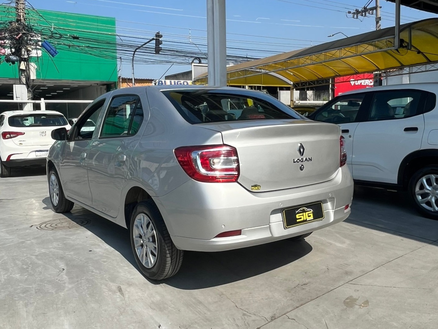 RENAULT LOGAN 1.0 12V SCE FLEX ZEN MANUAL 2024 - Miniatura 8