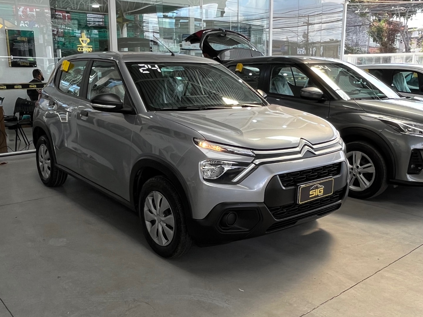 CITROEN C3 1.0 FIREFLY FLEX LIVE PACK MANUAL 2023 Prata - Miniatura 3 - SIG Multimarcas