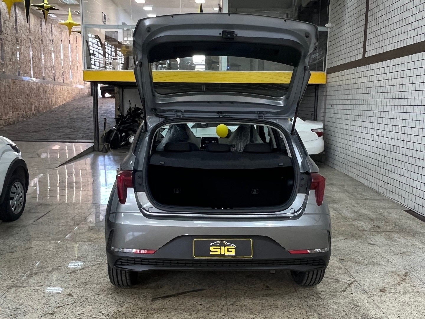 HYUNDAI HB20S 1.0 12V FLEX COMFORT PLUS MANUAL 2025 Cinza - Miniatura 6 - SIG Multimarcas