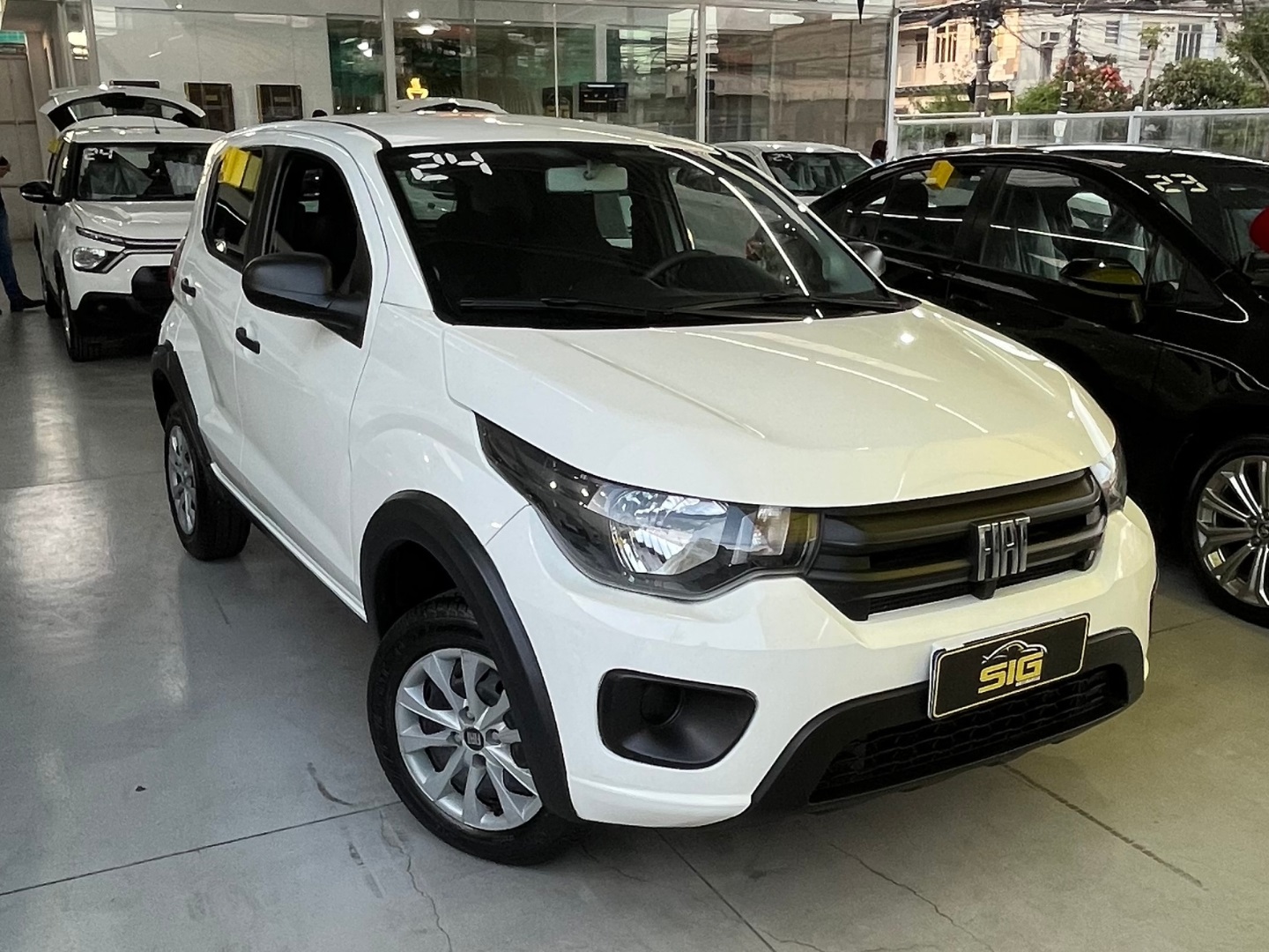 FIAT MOBI 1.0 EVO FLEX LIKE. MANUAL 2024 - Imagem 1 - SIG Multimarcas