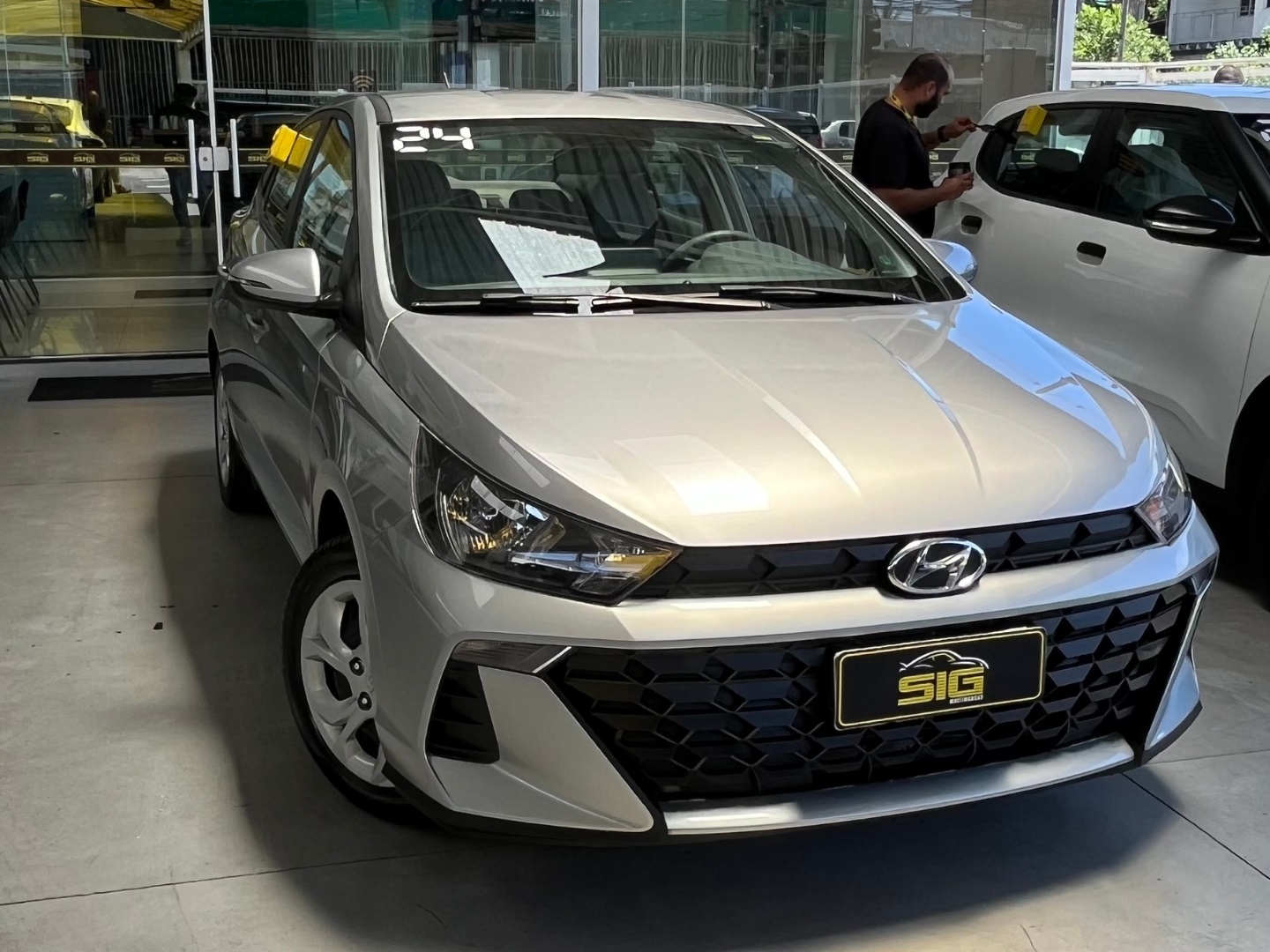 HYUNDAI HB20S 1.0 12V FLEX COMFORT MANUAL 2024 - Imagem 1 - SIG Multimarcas