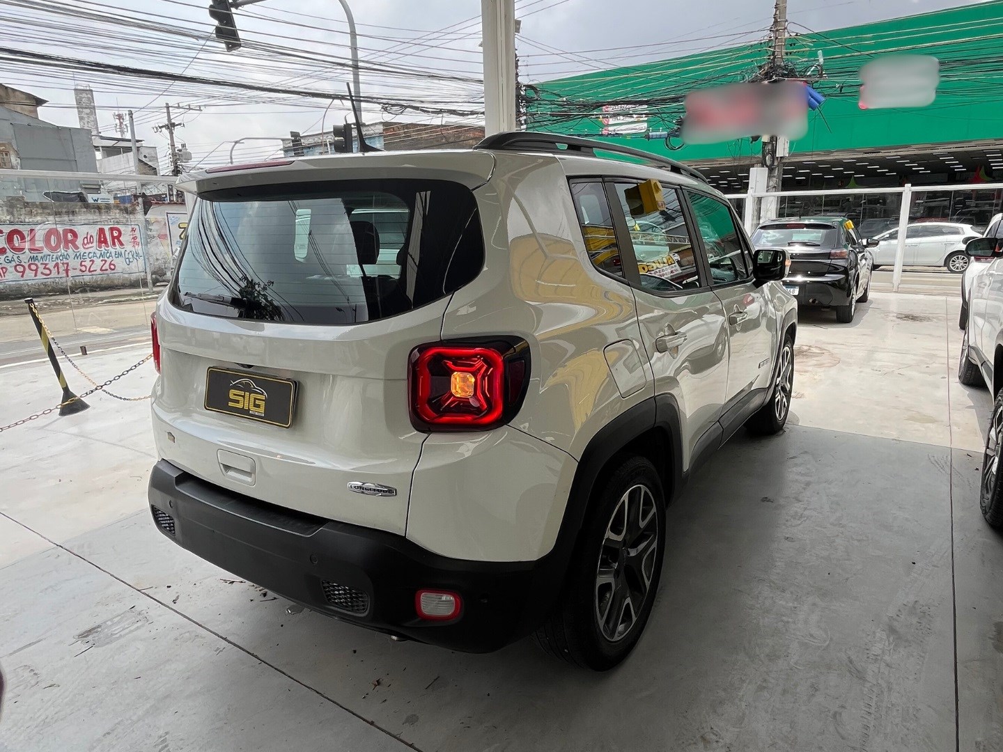 JEEP RENEGADE 1.8 16V FLEX LONGITUDE 4P AUTOMÁTICO 2020 - Miniatura 5