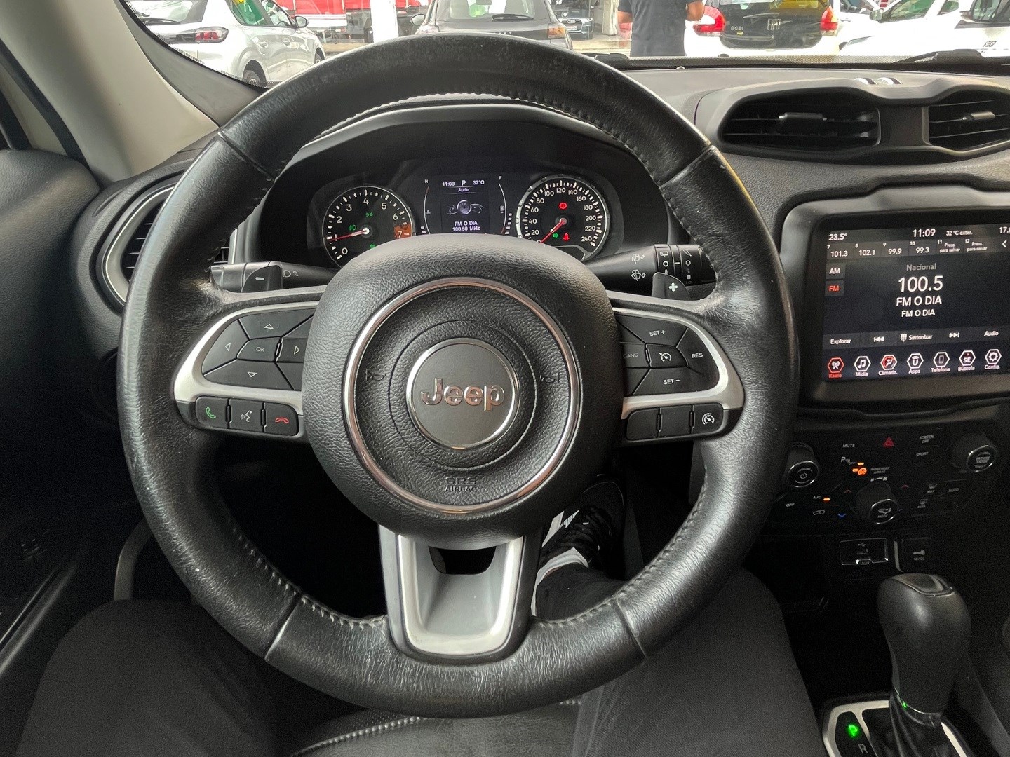 JEEP RENEGADE 1.8 16V FLEX LONGITUDE 4P AUTOMÁTICO 2020 - Miniatura 8