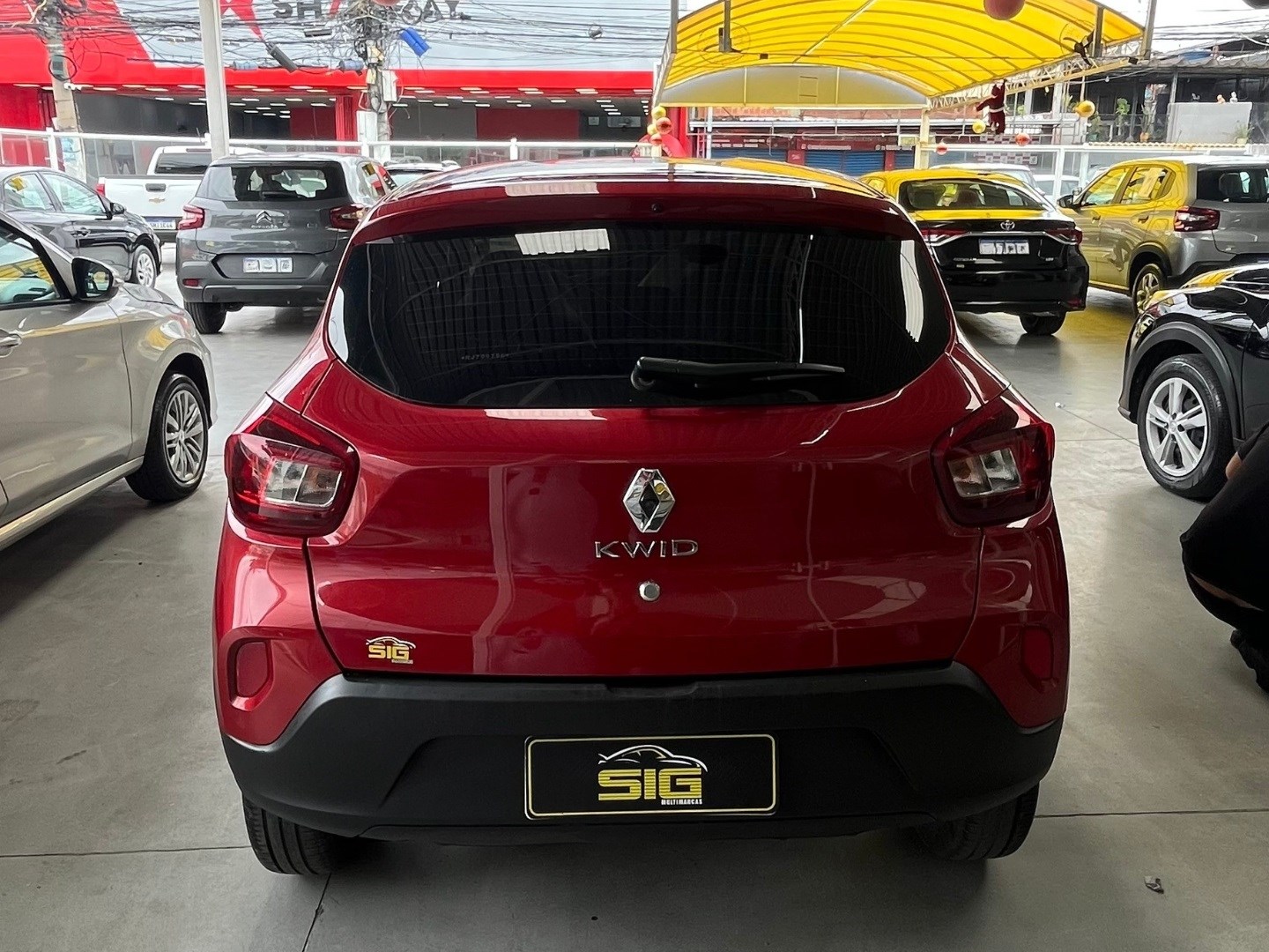 RENAULT KWID 1.0 12V SCE FLEX INTENSE MANUAL 2024 - Miniatura 5