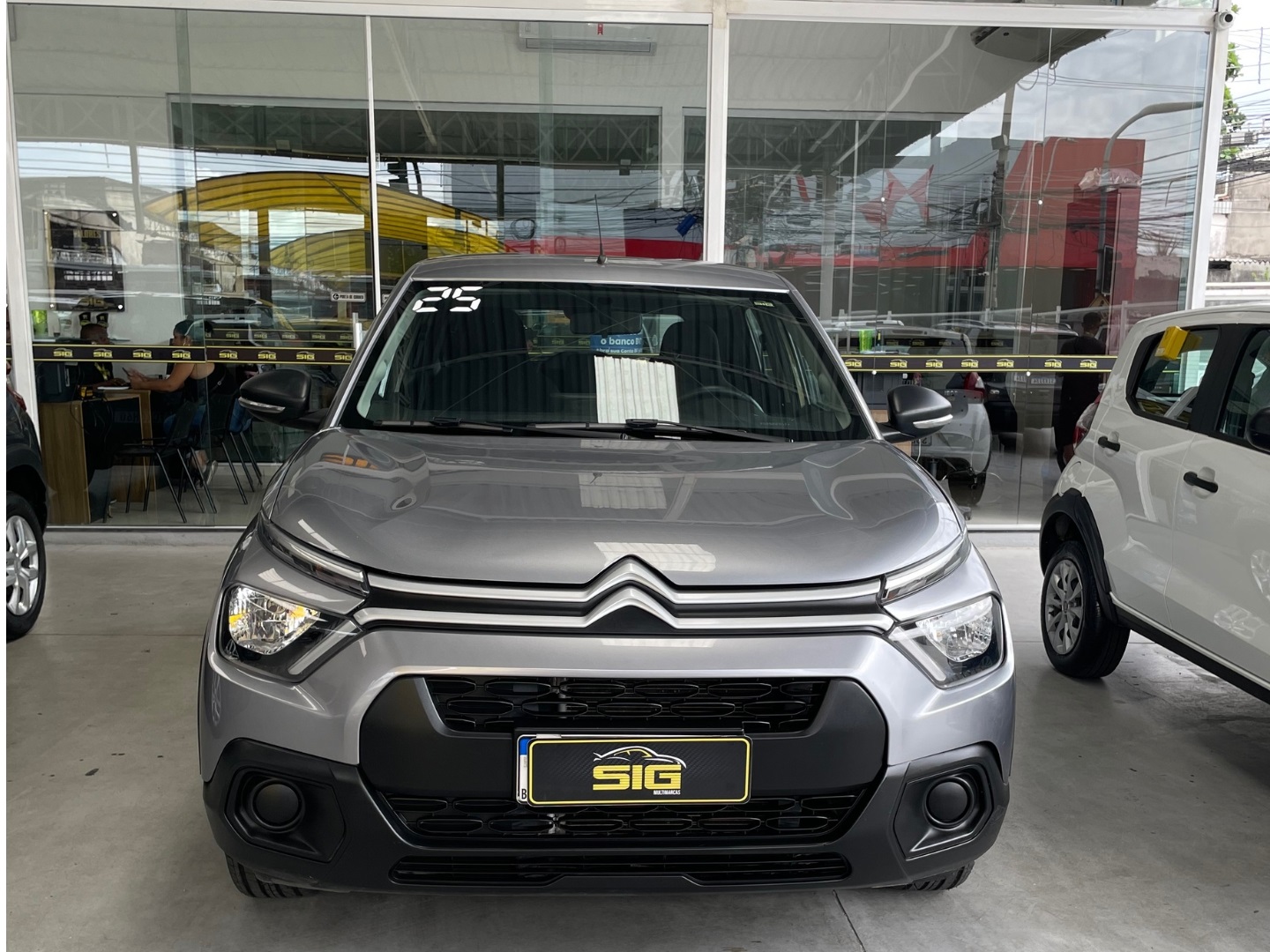 CITROEN C3 1.0 FIREFLY FLEX LIVE PACK MANUAL 2025 Cinza - Miniatura 4 - SIG Multimarcas