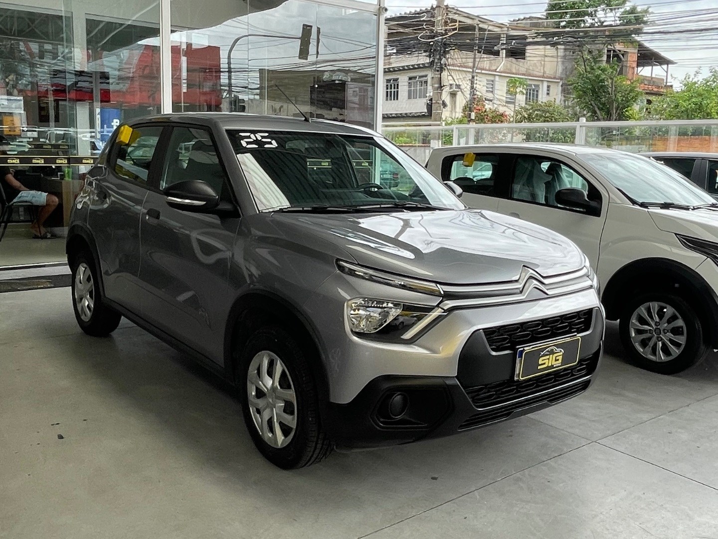 CITROEN C3 1.0 FIREFLY FLEX LIVE PACK MANUAL 2025 Cinza - Miniatura 2 - SIG Multimarcas