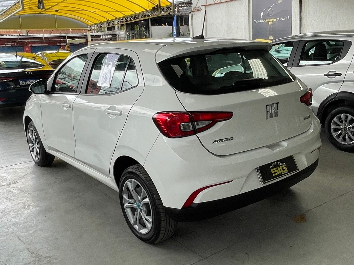 FIAT ARGO 1.0 FIREFLY FLEX DRIVE MANUAL 2025 Branco - Miniatura 5 - SIG Multimarcas