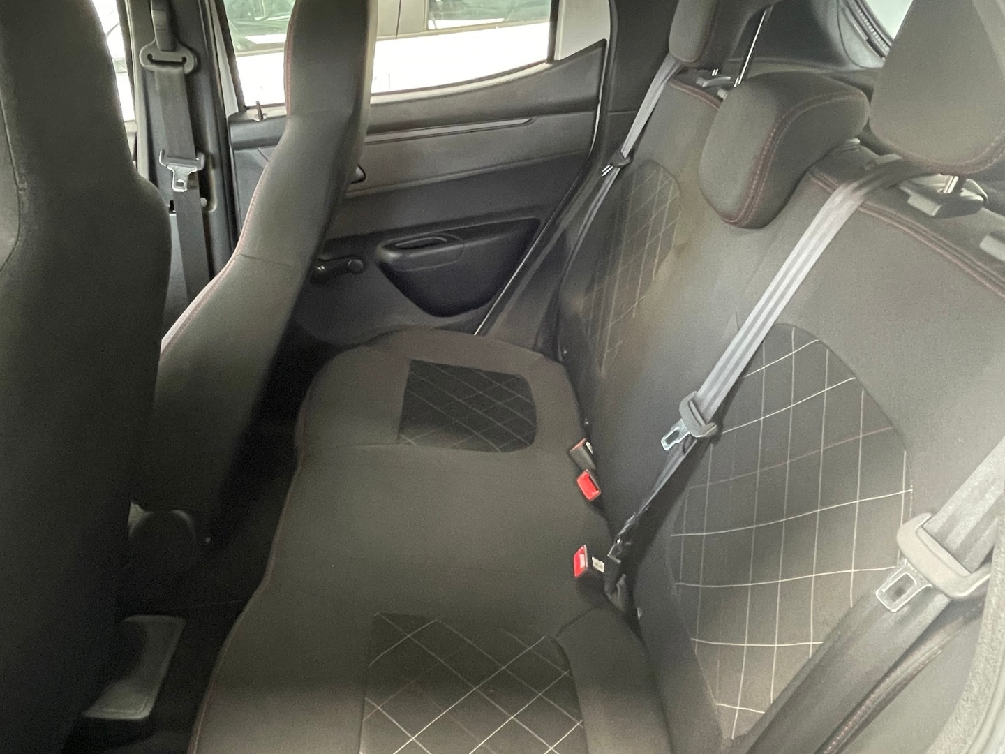 RENAULT KWID 1.0 12V SCE FLEX ZEN MANUAL 2025 Branco - Miniatura 8 - SIG Multimarcas