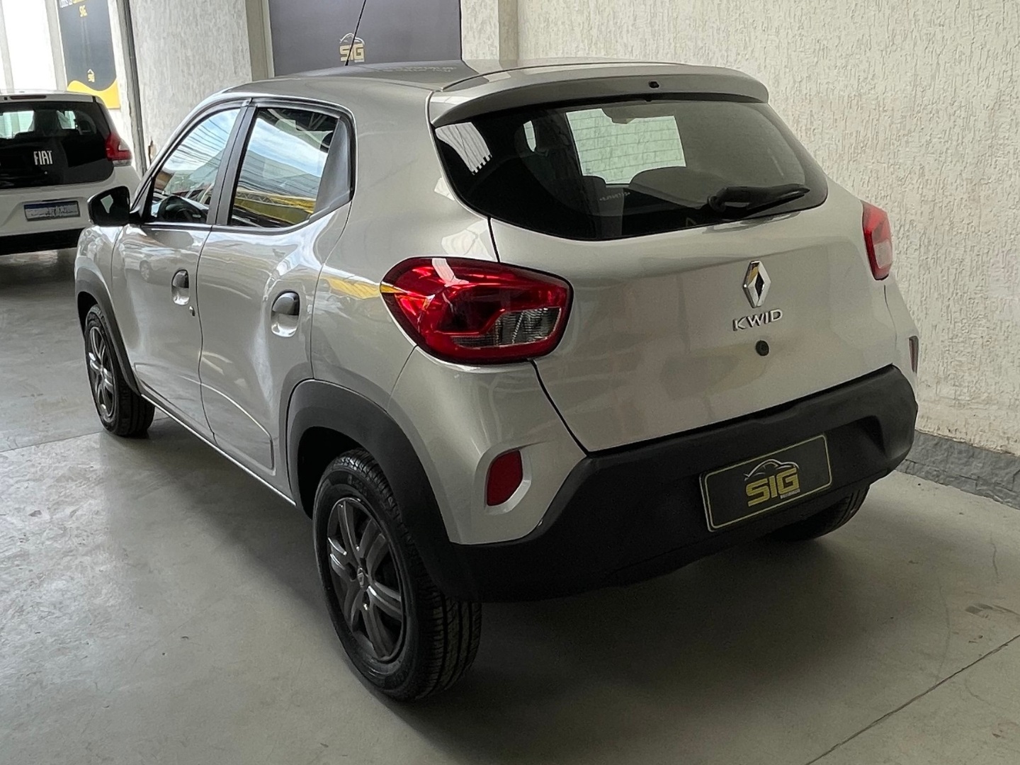 RENAULT KWID 1.0 12V SCE FLEX ZEN MANUAL 2025 Prata - Miniatura 6 - SIG Multimarcas