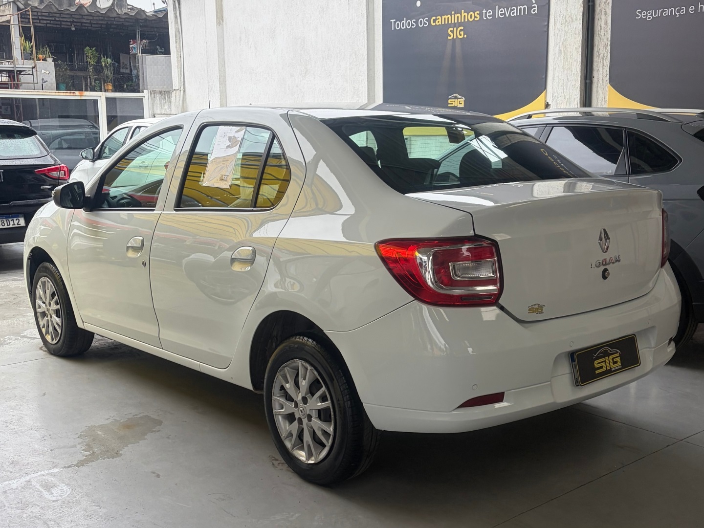 RENAULT LOGAN 1.0 12V SCE FLEX ZEN MANUAL 2025 Branco seminovo à venda em Duque de Caxias - Miniatura Vista 6 - SIG Multimarcas