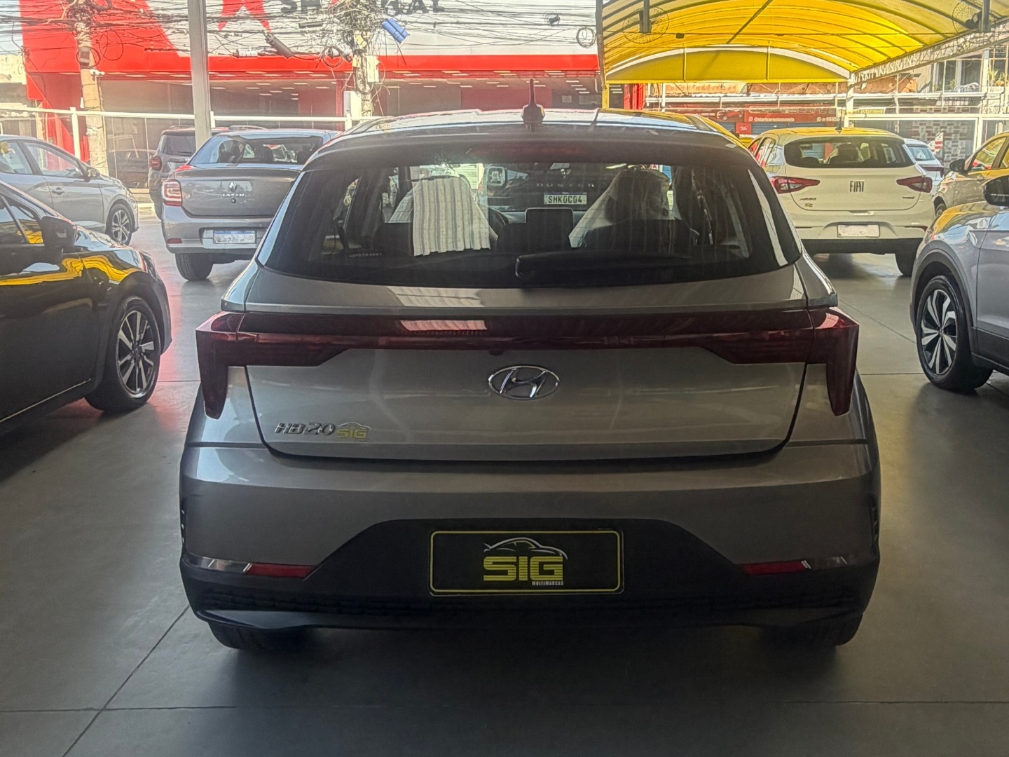 HYUNDAI HB20 1.0 12V FLEX COMFORT PLUS MANUAL 2025 Prata seminovo à venda em Duque de Caxias - Miniatura Vista 6 - SIG Multimarcas