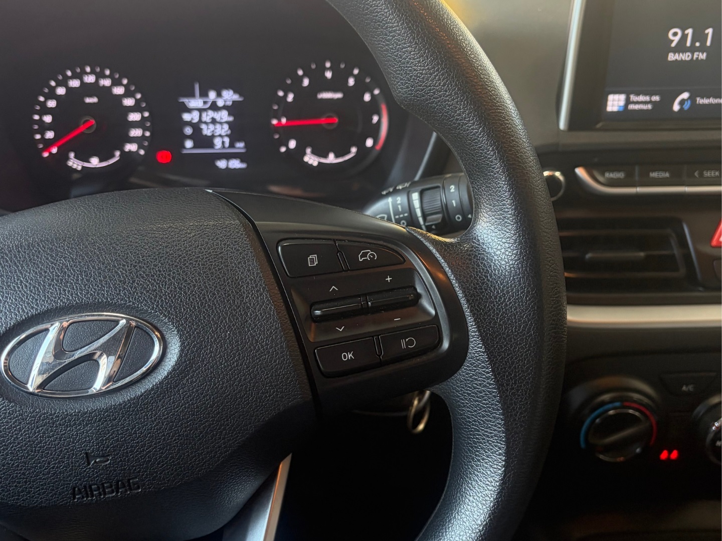 HYUNDAI HB20 1.0 12V FLEX COMFORT PLUS MANUAL 2025 Prata seminovo à venda em Duque de Caxias - Miniatura Vista 8 - SIG Multimarcas